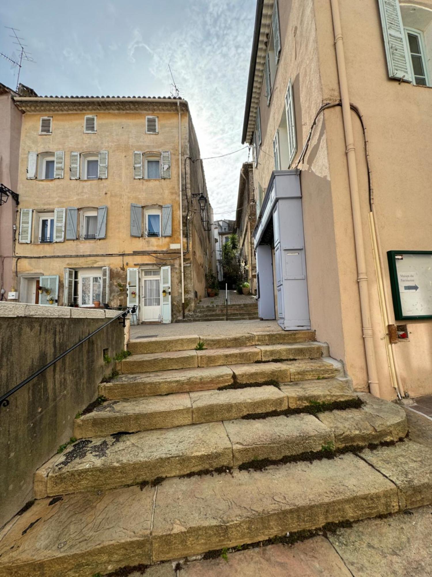 Chez Kay Lägenhet Roquebrune-sur Argens Exteriör bild