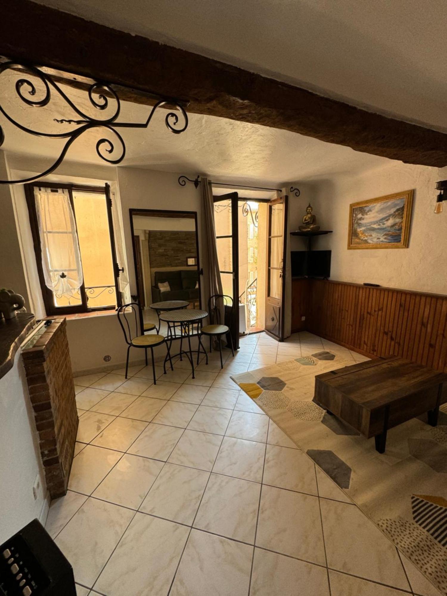 Chez Kay Lägenhet Roquebrune-sur Argens Exteriör bild